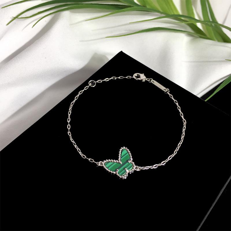 Pulseira Simples Estilo Frio INS Borboleta: Design Suave e Fresco Japonês e Coreano com Carcaça Branca para Mulheres