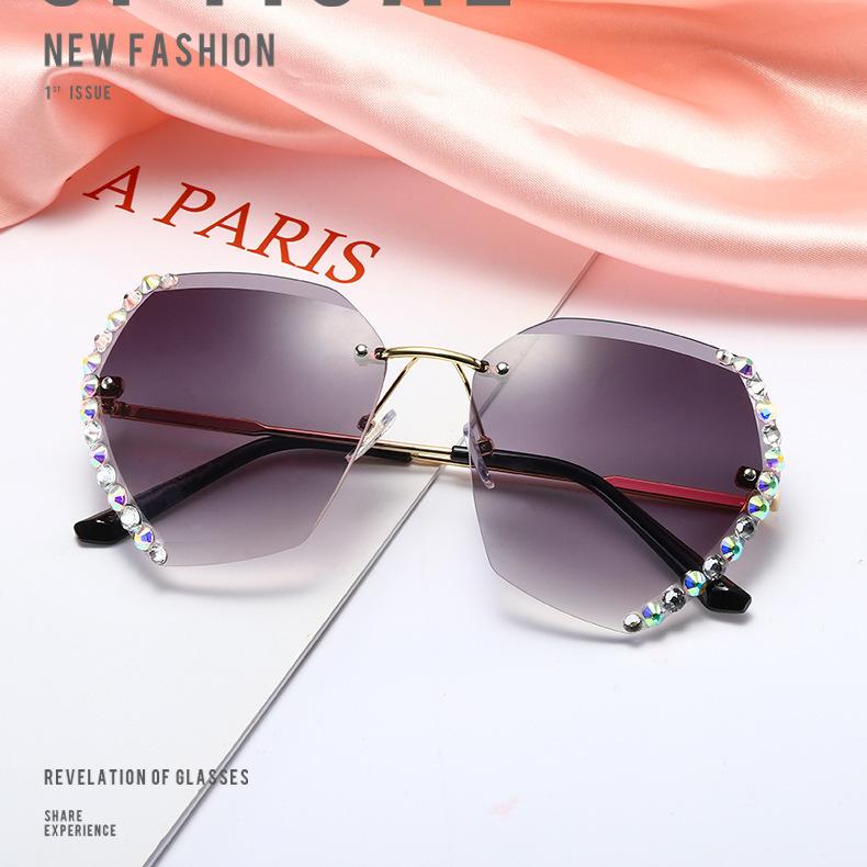 Vintage Fashion Oversized Rimless Sunglasses Women Luxury Brand Design Sexy Diamond Square Sun Glasses For Female