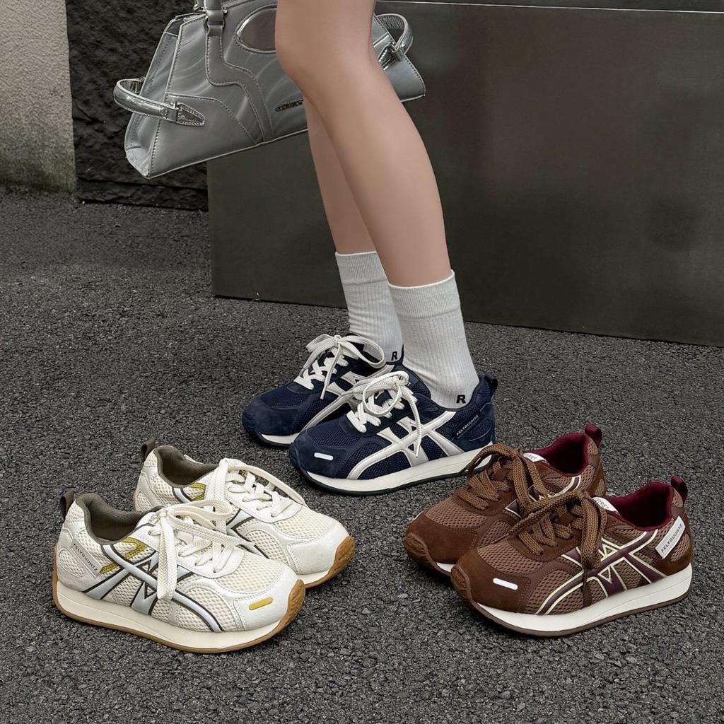 Leather mesh breathable thick-soled color matching dad shoes women's 2025 autumn models lightweight casual sports running shoes German training shoes