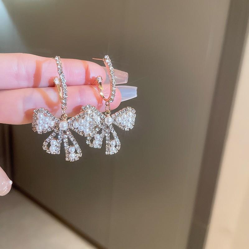 Silver Needle Korean Diamond Bow Earrings Versatile Fashion Temperament Earrings Niche Design Earrings Light Luxury Premium Sense