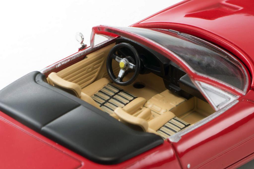 Tomytec Tomica Limited Vintage TLV Ferrari 365 GTS4 Red Finished Model 311546 1/64