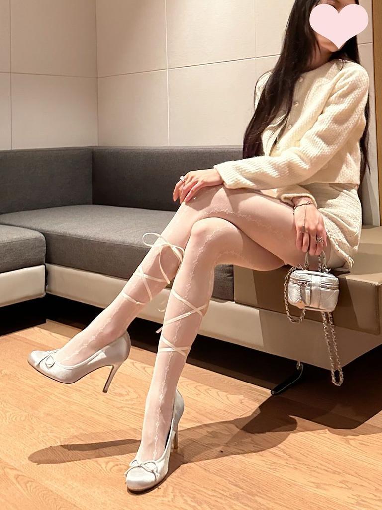 Francouzské baletní lodičky na vysokém podpatku dámské 2025 nové saténová mašle kulatá špička temperament jednopásové lodičky