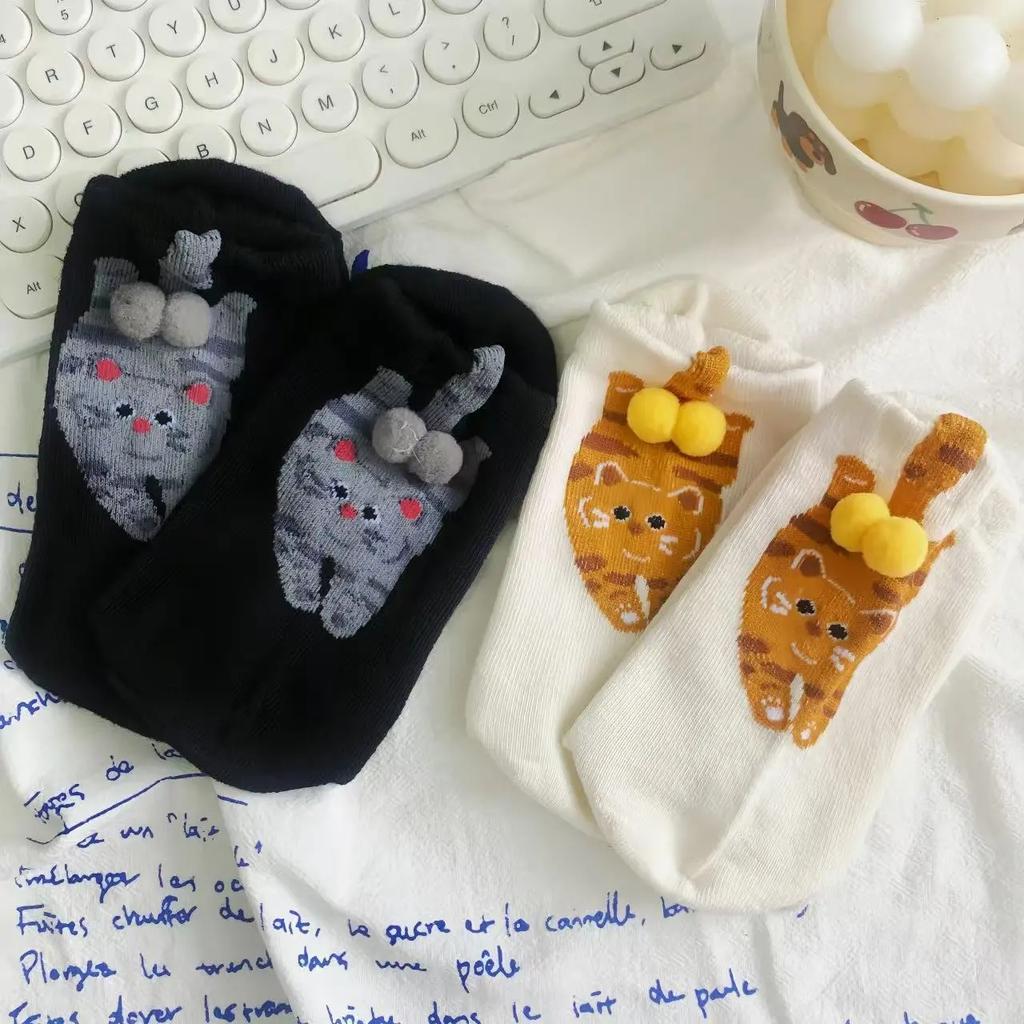 4pcs Funny Cat Egg Balls Cotton Socks Kawaii White Cotton Socks for Women Girls Middle Tube Sleep Sock Cat Print Floor Sockings
