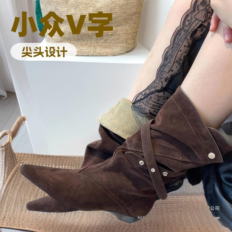 Large Size Pointed Western Cowboy Boots Niche Oblique Neckline Buckle Medium Boots 2025 New Two-wear Stacking Boots