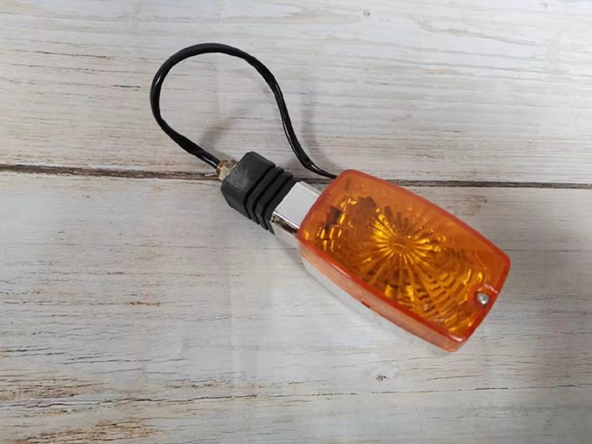 07 QS125-GS & QS125-6A-B Turn Signal Light - New National III Model Direction Indicator