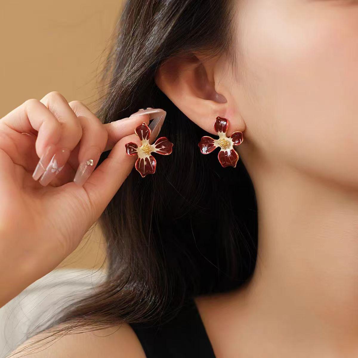 

Серьги-цветы для женщин, дизайнерские серьги-гвоздики красный