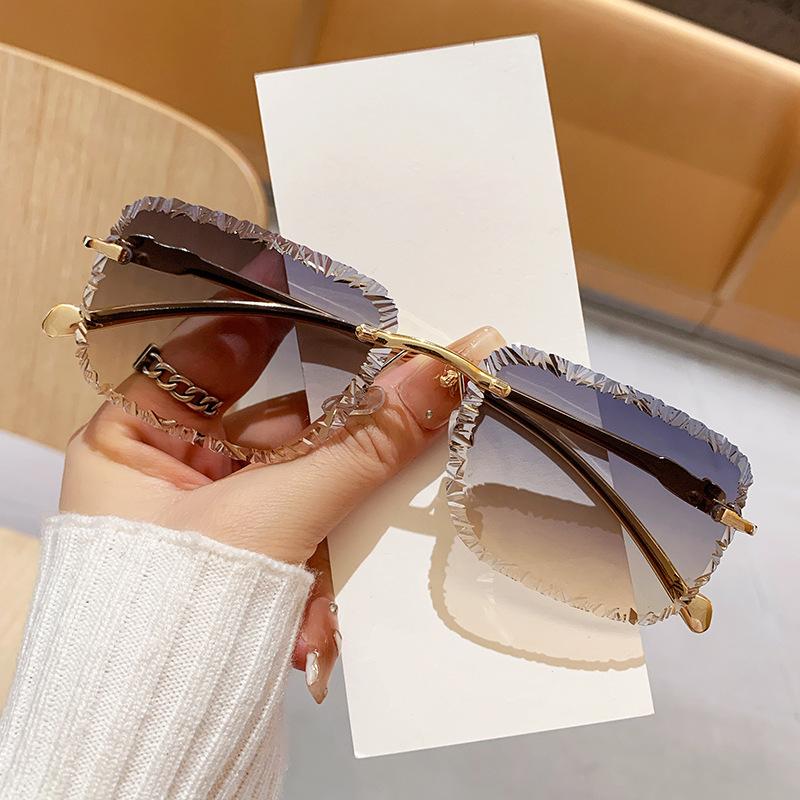 Vintage Rimless Square Sunglasses Women For Men Luxury Brand Designer Sun Glasses Punk Popular Metal Diamond Cutting Eyewear