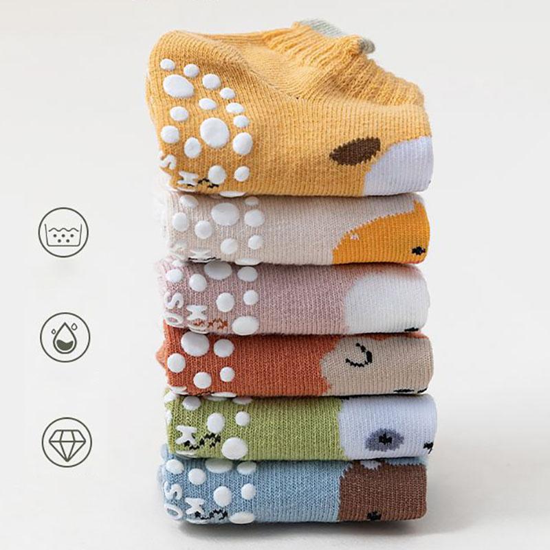 6 Paar pro Los Baby Herbst Bodensocken Kleinkind Cartoon Tier Dünne Klebesocken Kinder Mädchen Rutschfeste Socken