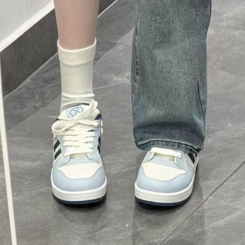 Blå färgmatchande brödskor med tjock sula damtrendiga höst nya mångsidiga avslappnade sportskor dam