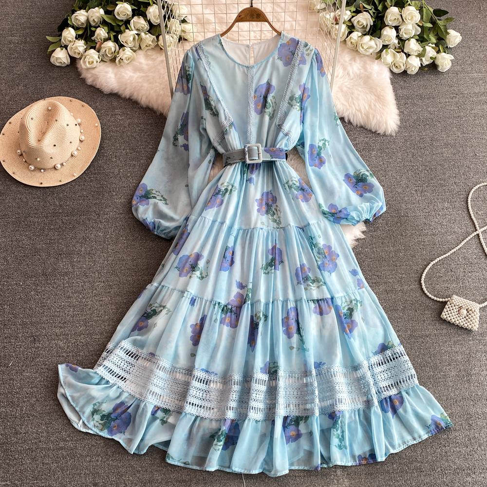 Осеннее винтажное женское длинное платье в стиле пэчворк с цветочным принтом — фото 26