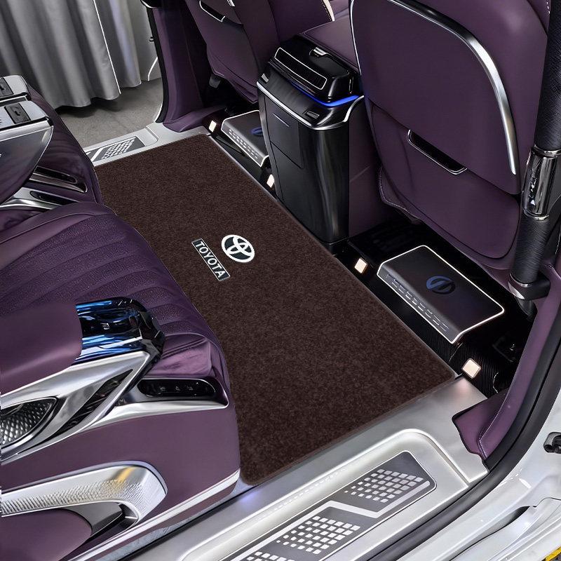 2026 Toyota Sienna Fußmatten für die mittlere Sitzreihe - Grewia Edition