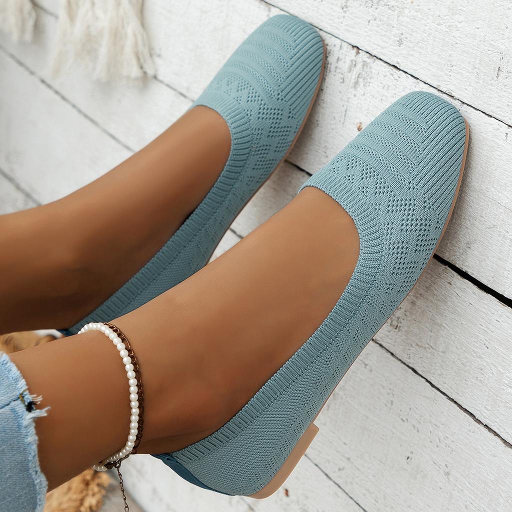 Versatile 2025 summer casual and comfortable Versatile spring and summer new breathable fly-woven one-pedal soft-soled women's single shoes
