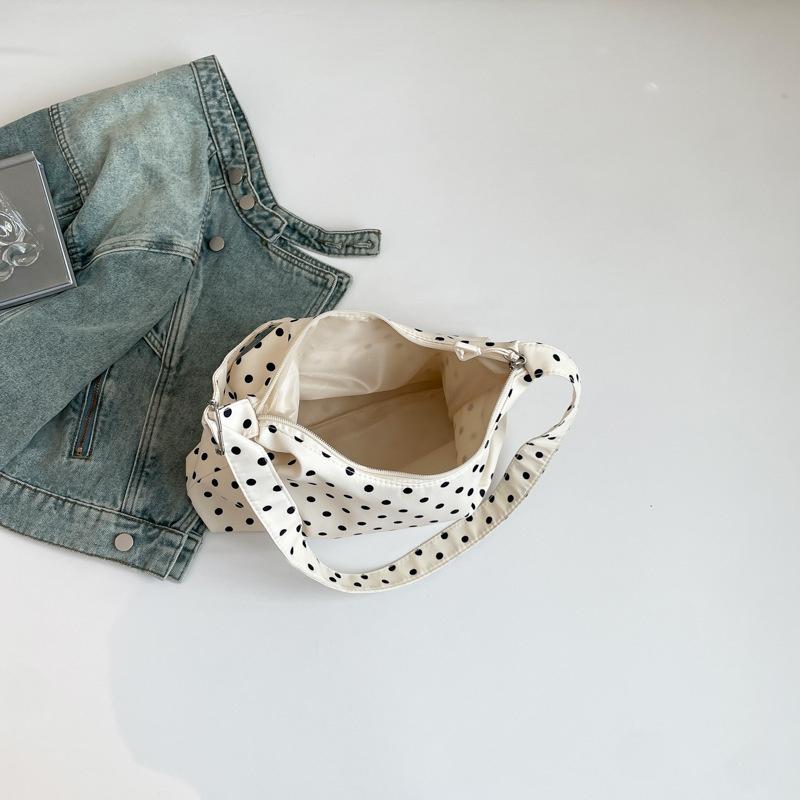 Female New Fashion Casual Nylon Fabric Printed Bow Bag Korean Version Shoulder Bag Beach Tote Bags Women New In Handbag CLE