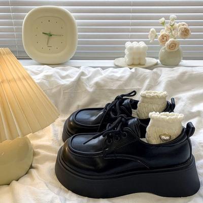 Shorty Le kleine Lederschuhe Frühling neu Retro Britischer Stil Plateau Muffin Schwarzer Runder Kopf Einzelne Schuhe