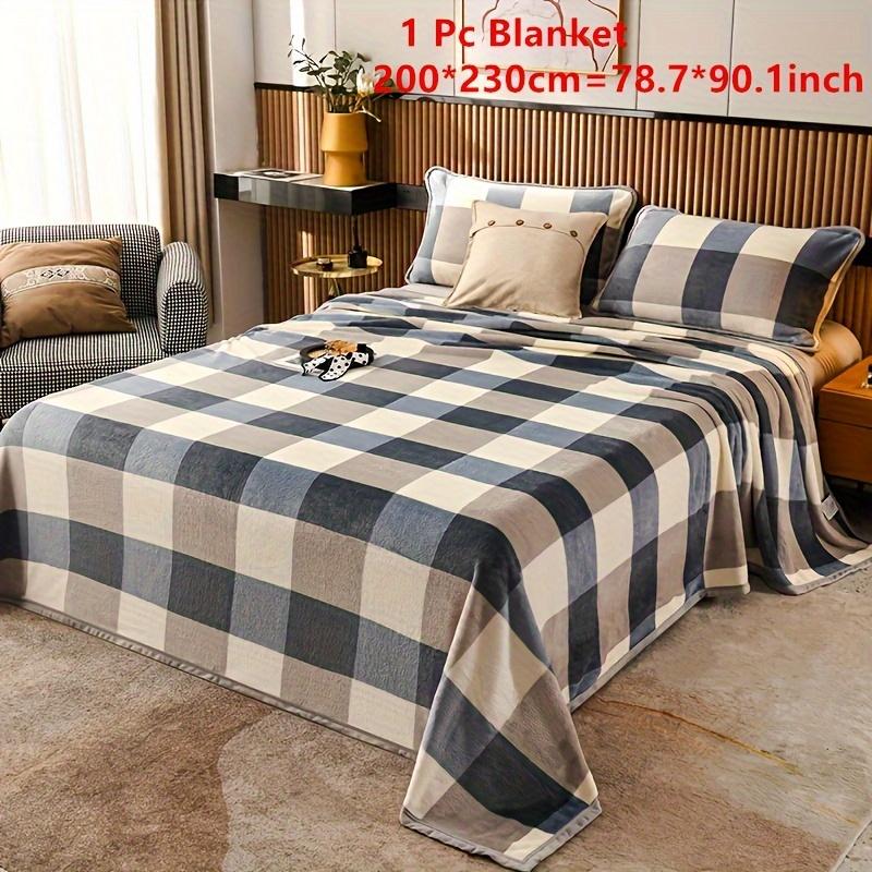 1pc Coral Velvet Blanket - Luxurious Super Soft Nap Blanket for Cozy Office & Home - Thickened Milk Velvet, Perfect for Winter & 47.24x78.74inch