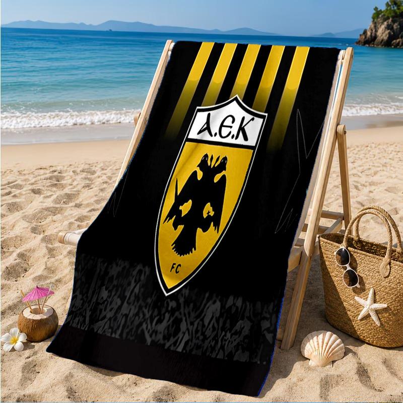 Asciugamano da Spiaggia AEK Atene con Design dello Stemma Oro e Nero, Asciugatura Rapida, Facile da Curare, Adatto Sia per il Fitness che per le Vacanze al Mare, Essenziale per lo Sport