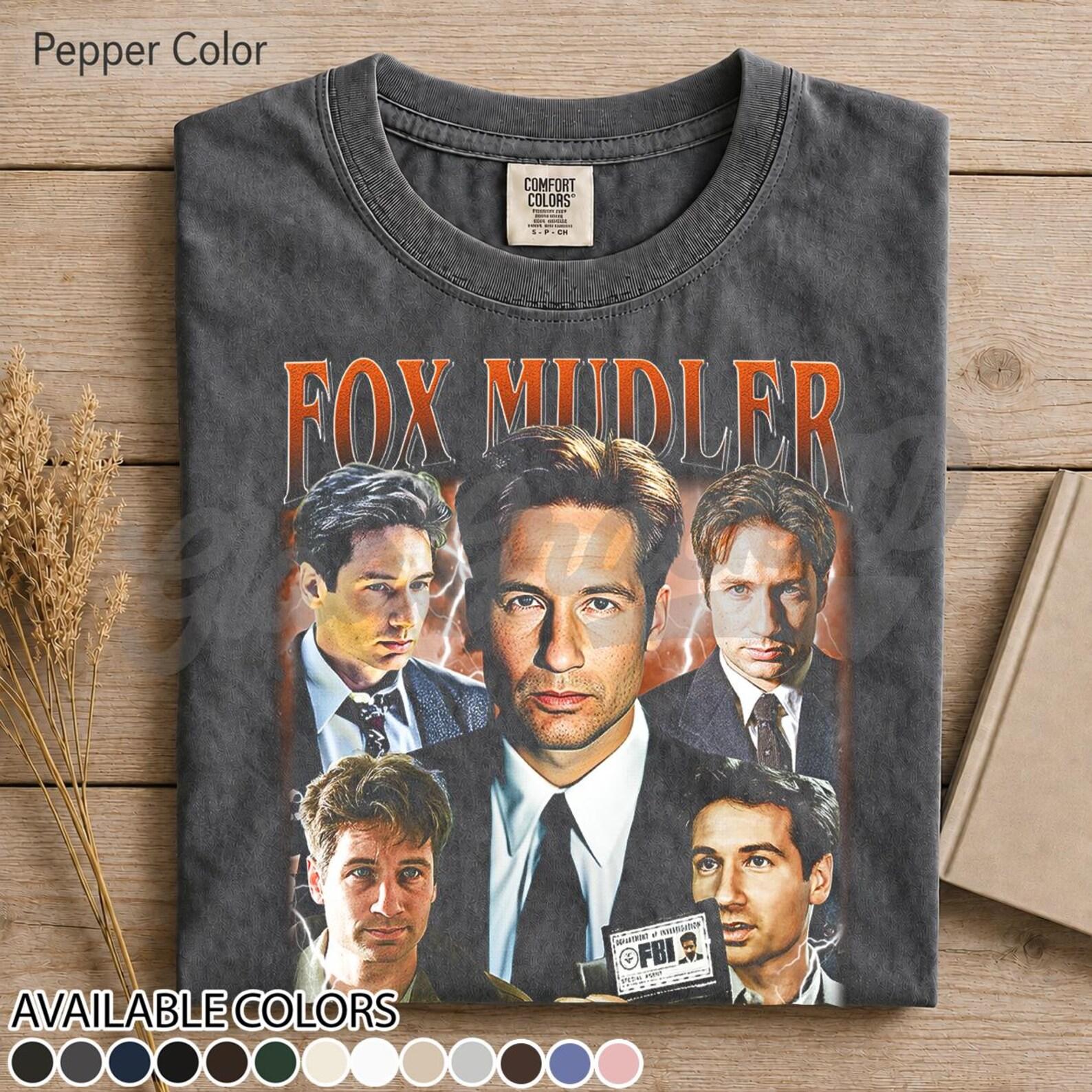 Fox Mulder T-Shirt – The X-Files FBI Agent Graphic Tee – Sci-Fi Mystery TV Show Shirt – Retro Alien Conspiracy Merch, Gift for Fan FD XL