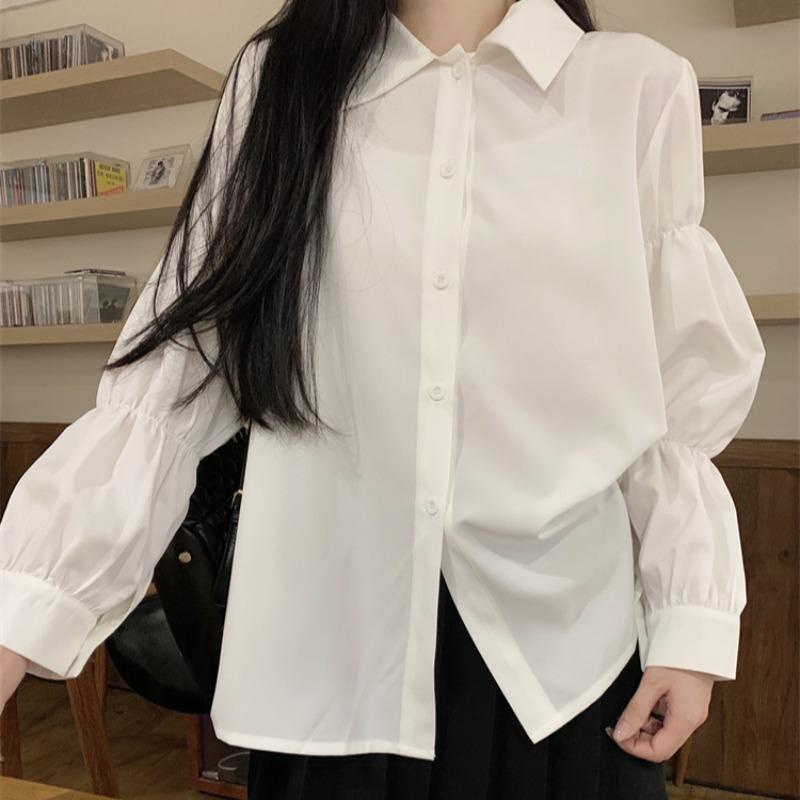 Fashion Niche Black Ladies Shirt with Buttons, French Retro Chic Bubble Long-sleeved Ladies White Top