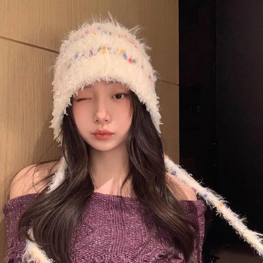 Autumn and winter colored small jelly beans hand-woven tied knitted hat women's travel atmosphere cute plush hat