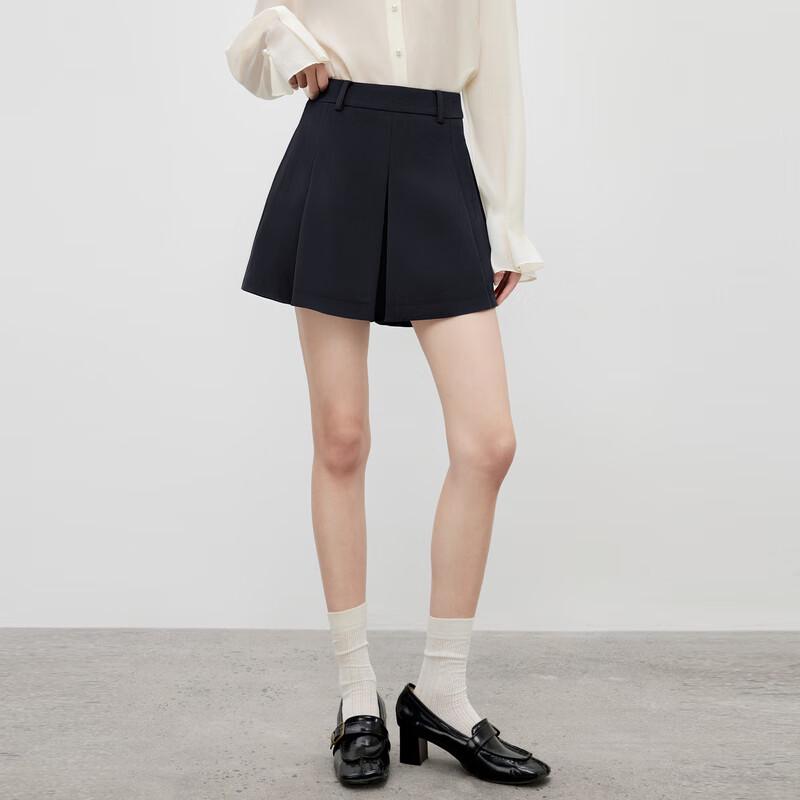 Women's Versatile Slim Fit Casual Suit Shorts