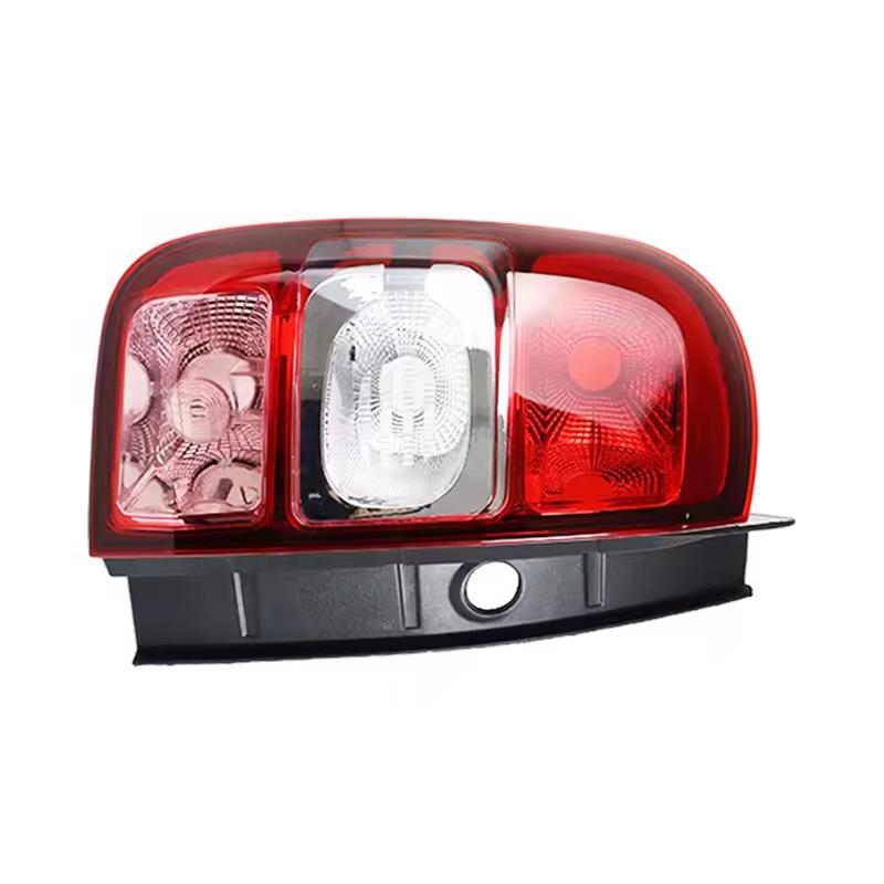 NEW-Rear Tail Light Auto Brake Light Warning Signal Lamp Without Bulbs For Renault Dacia Duster 2013- 2017