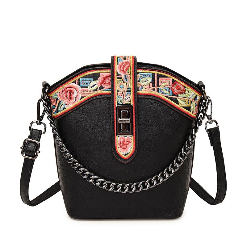 Retro Ethnic Style Embroidered Women's Shoulder Bags Soft PU Casual Ladies Messenger Bags Commuter Texture Women's Crossbody Bag for Mother's Day Gift