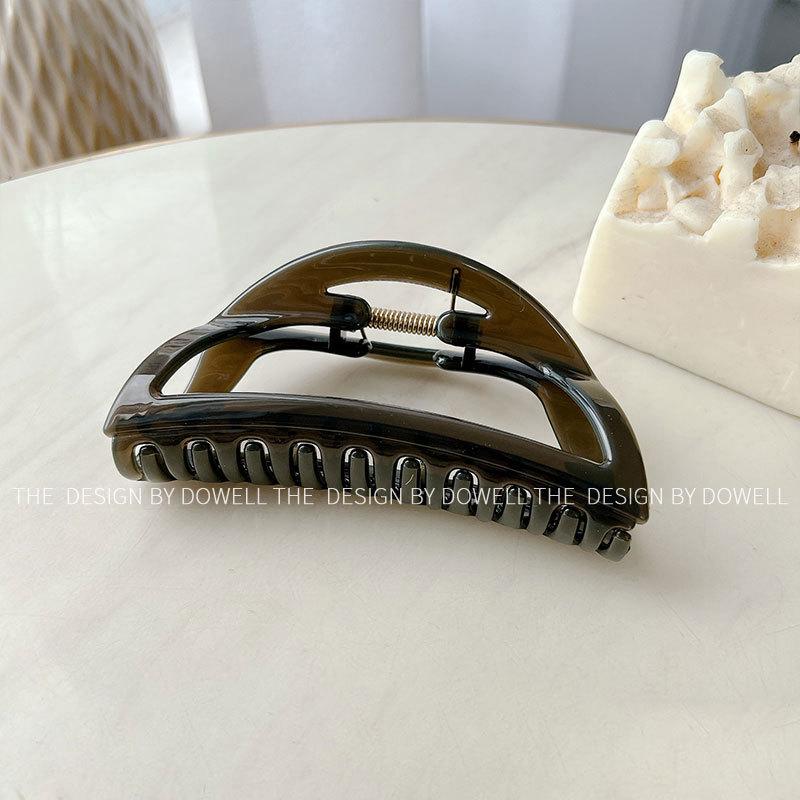 Shark Large Fashionforward Claw Clip Ideal For Elegant Updos And Stylish Looks