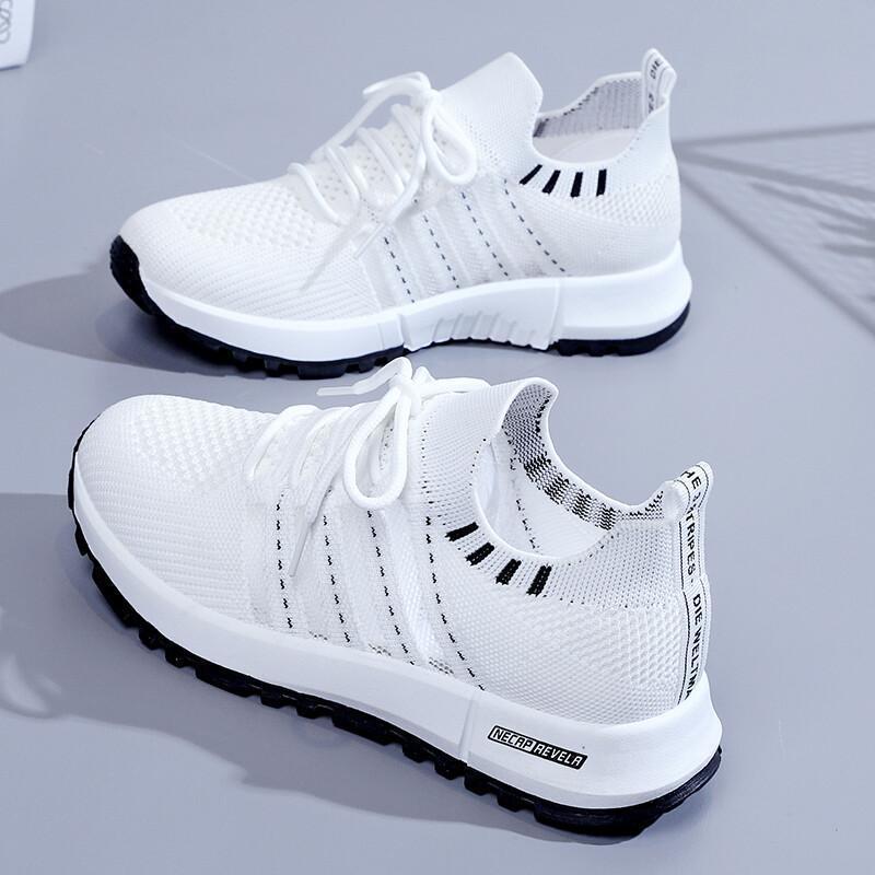 Fashion Summer 2025 Small White Shoes for Women In Summer Light and Breathable Casual Women's Shoes Versatile Flying Mesh Sports Shoes