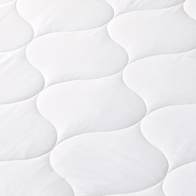 LOVO Four Seasons Antibacterial Fiber Quilt
