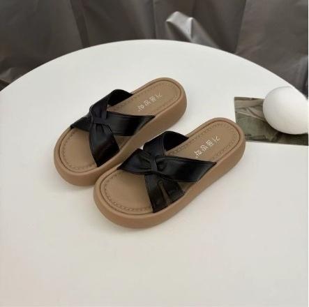 Anti-slip Thick-soled Women s Shoes - New Style Flip-flops 35
