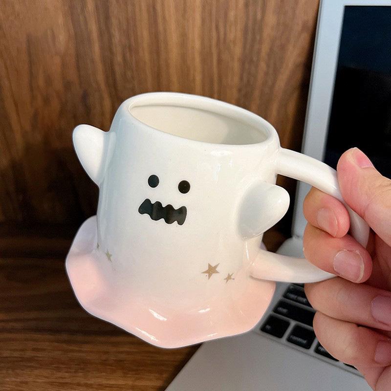 Creative Cartoon Cute Mug with Lid and Spoon - Large Capacity Ceramic Coffee Cup for Women & Couples