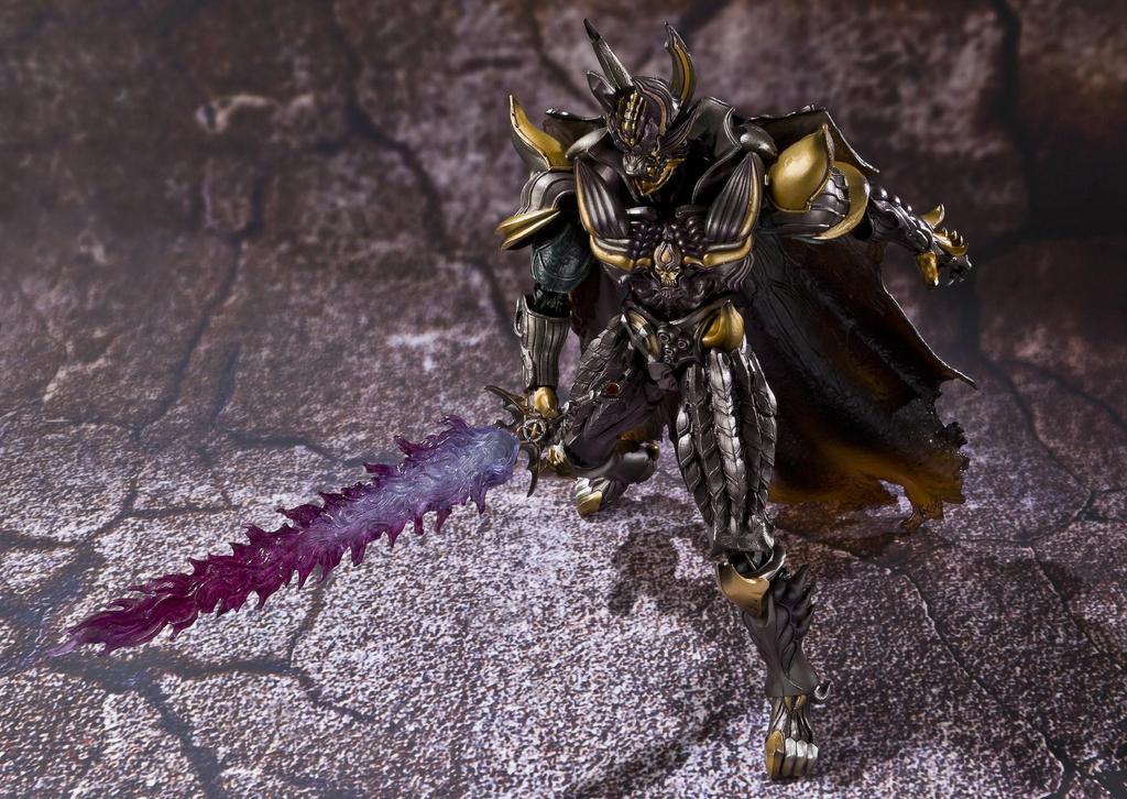 TAMASHII NATIONS Makai Movable Dark Knight Kiva