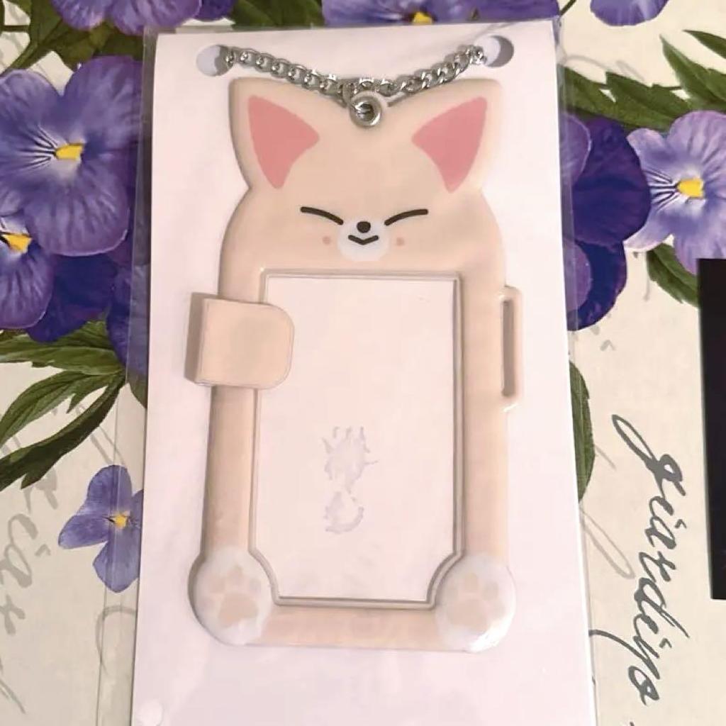 [USED] Stray Kids I.N Foxxny Trading Card Case Photo Card Keychain I.N