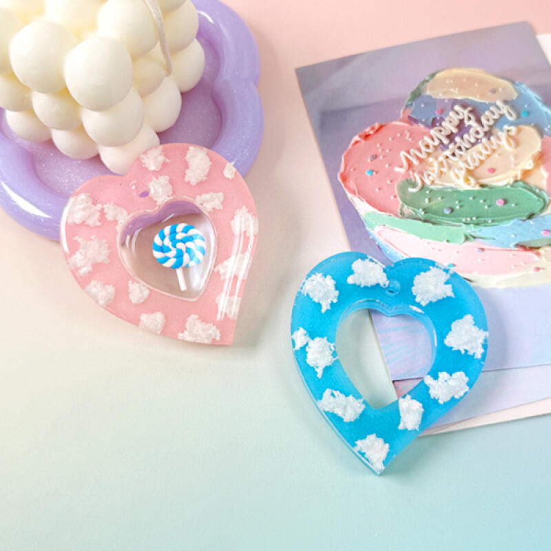 Heart Cloud Shaker Resin Keychain Making - 1-Person Set