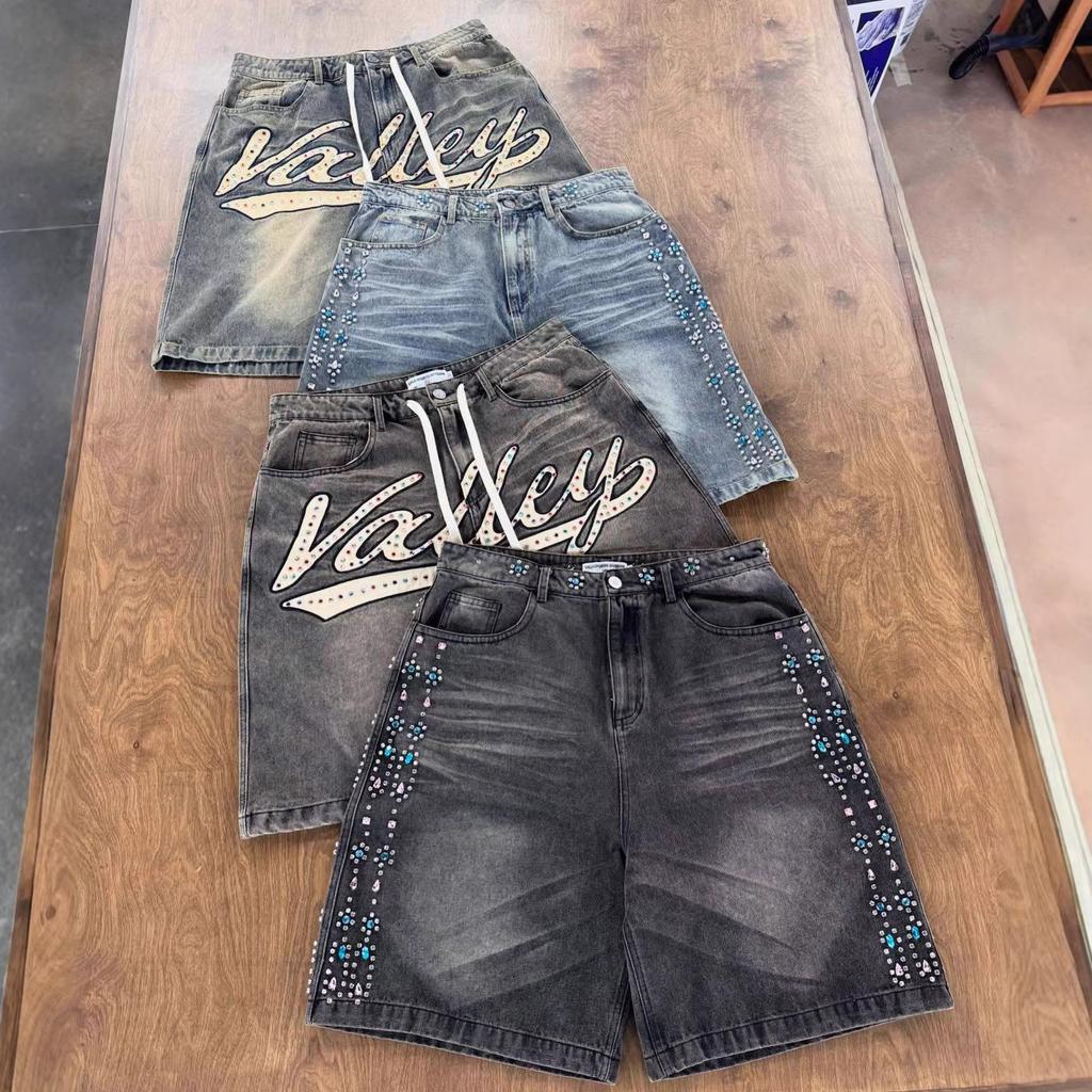 Unisex Retro Letter Rhinestone Denim Shorts Women Summer Vintage Loose Black Shorts Men Streetwear Casual Pants