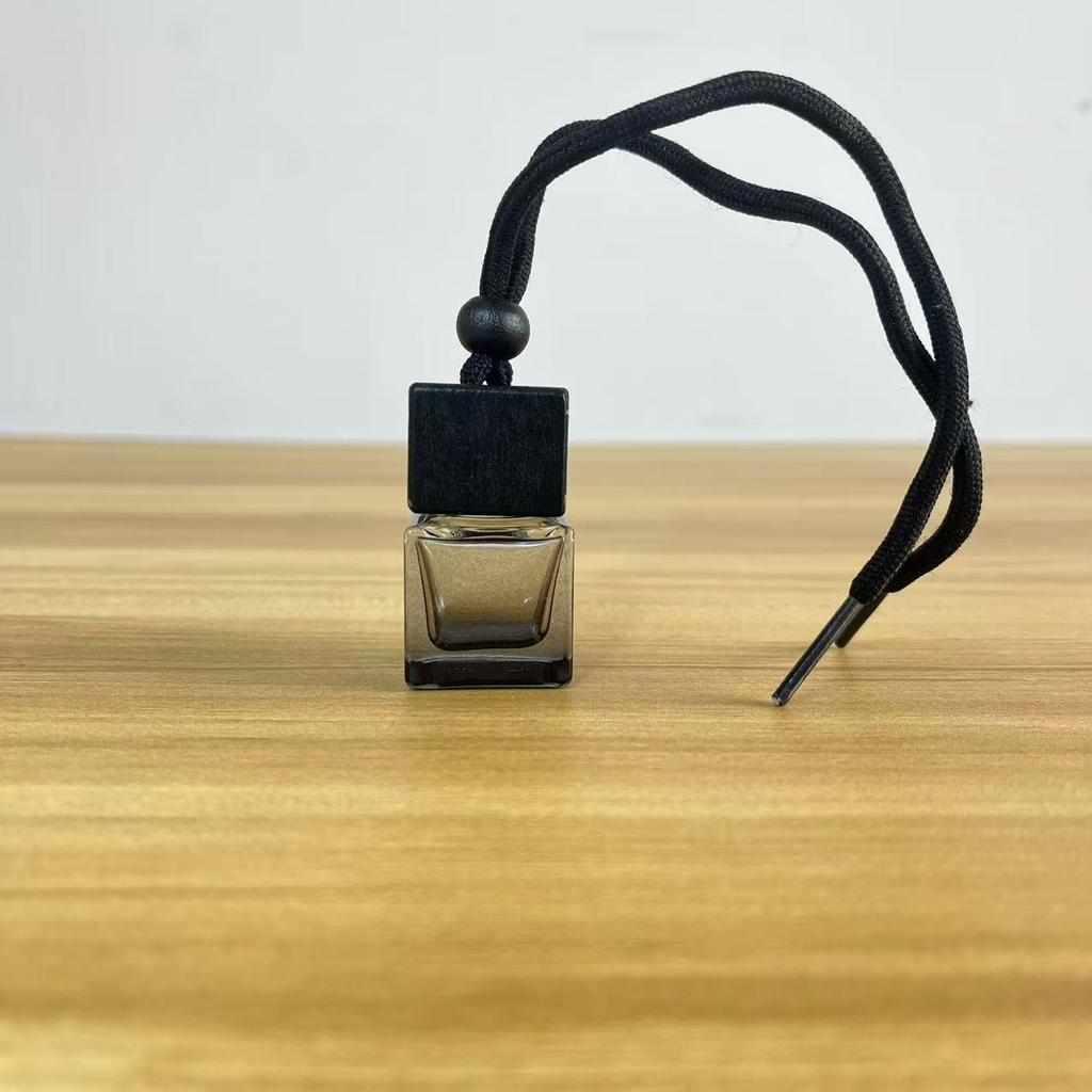 Colorful 8ml Car Air Freshener Ornament Perfume Refillable Hanging Volatile Glass Bottle