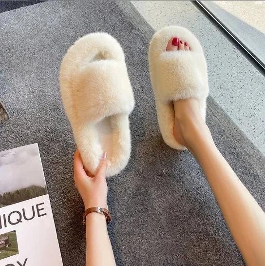 Fashion Fashion One Word Thick Fur Slippers Double Fur Slippers Casual Home Cotton Shoes for Women Flat Plush Cross Straps Slippers2024