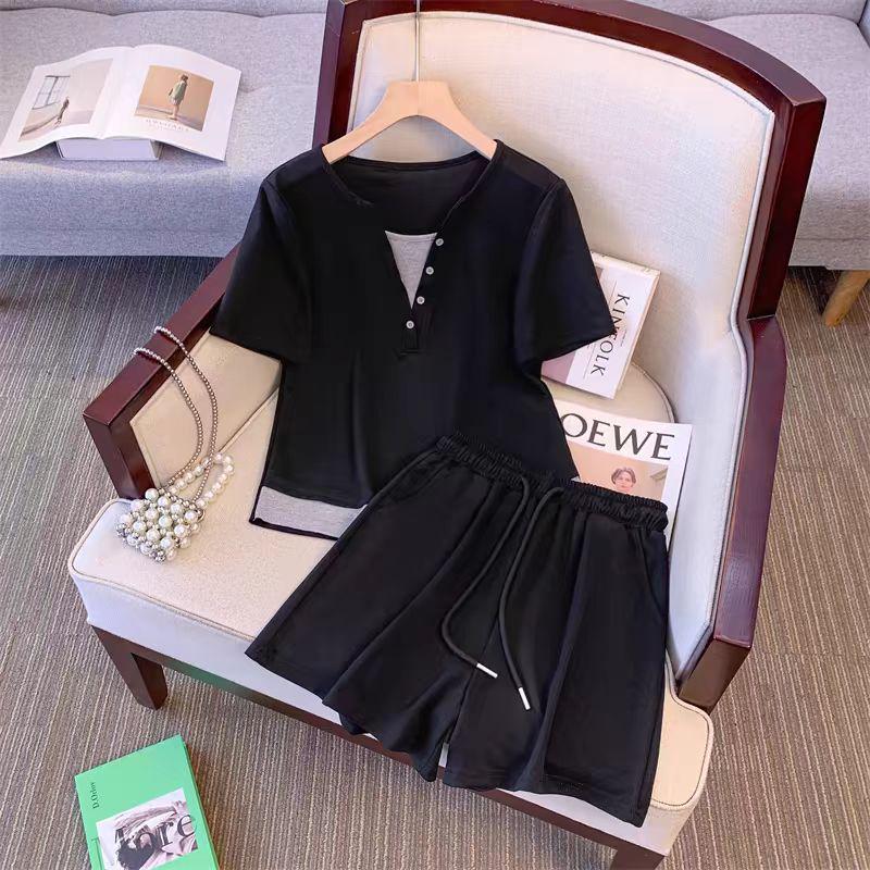 Plus Size Women's Korean Summer Street Style Short Sleeve T-shirt & Shorts Two-Piece Set