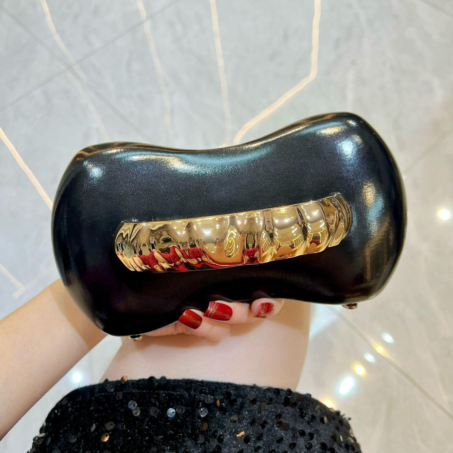 New light luxury clutch bag fashion banquet handbag women s dinner messenger women s bag chain handbag чёрный