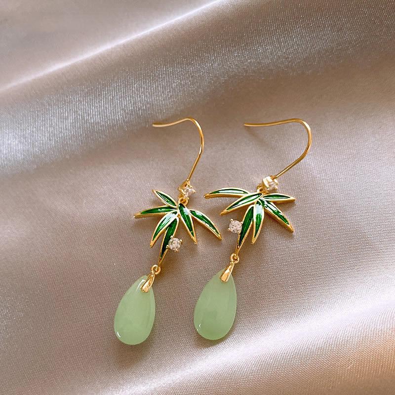 

Серьги-капли с эмалью в виде кленового листа, серьги с бахромой в виде капель воды, Новые китайские серьги высокого класса, Модные серьги с темпераментом, Универсальные серьги