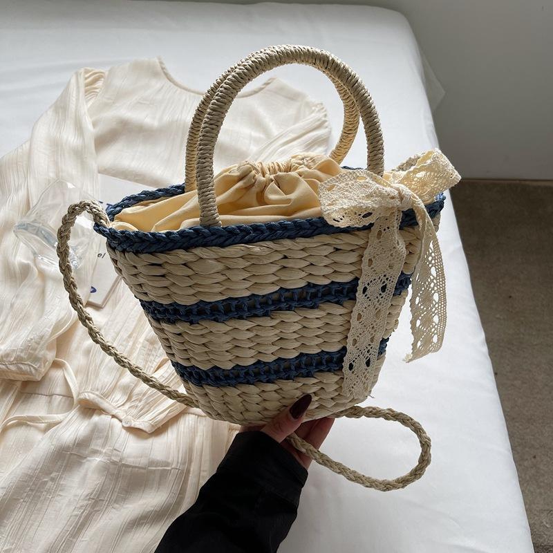 

Fashion trend casual simple niche bucket bag 2025 summer new foreign style women s personalized one-shoulder crossbody bag синій