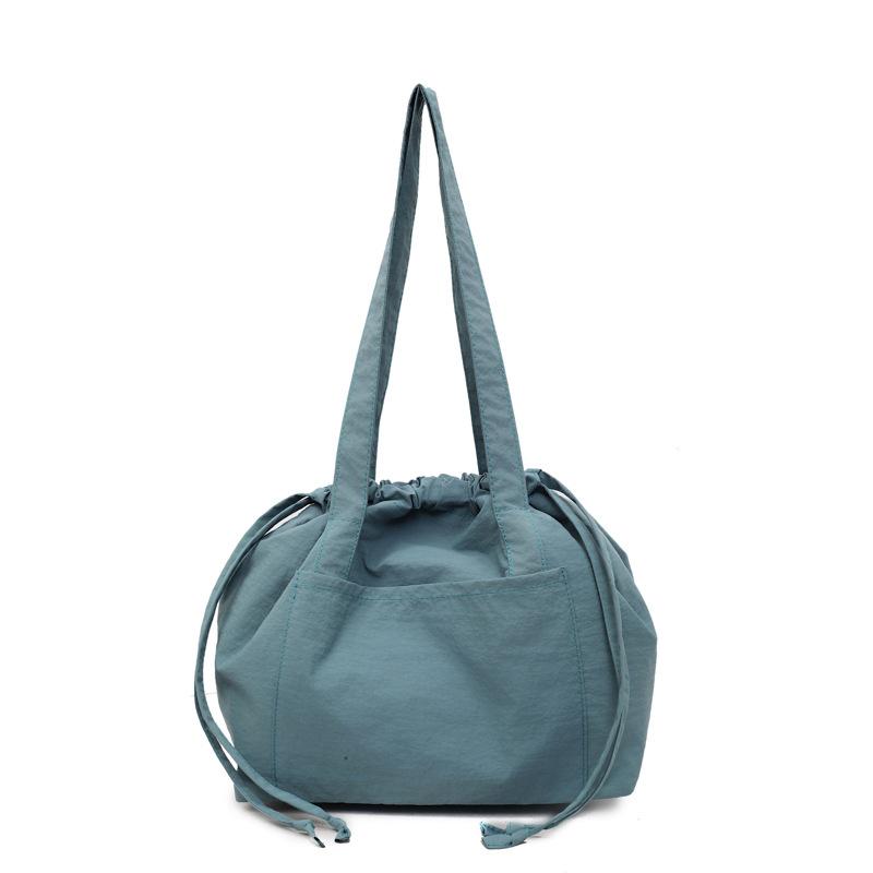 A High-appeartion-level Tote Bag, Simple and Lightweight, Large-capacity Crossbody Single-shoulder Bag for Shopping