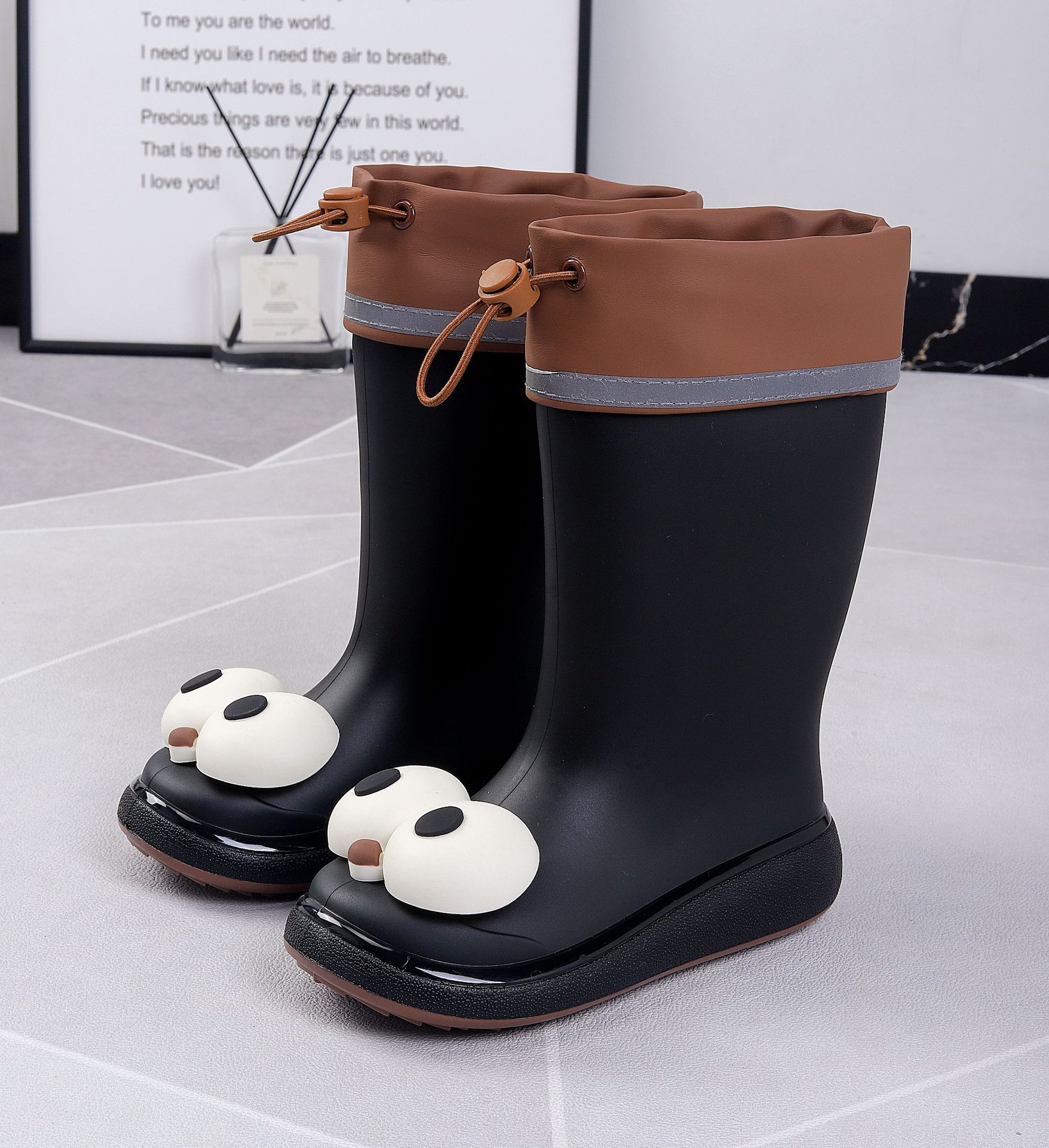 

Большие глаза детские дождевики для девочек мальчиков учеников начальной школы симпатичные нескользящие водонепроницаемые теплые хлопковые модные средние резиновые сапоги 34-35 [inner length 22cm]