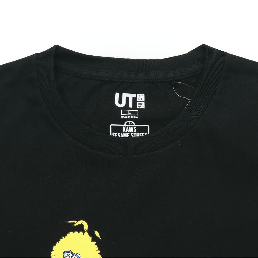 Uniqlo X Kaws X Sesame Street Short Sleeve T-Shirt Unisex Tops Black 414341-02