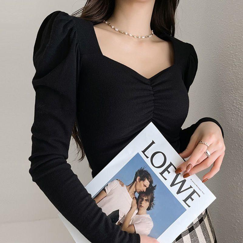 Private Style T Shirt With Embroidered Flowers For Fashionable Women In Spring