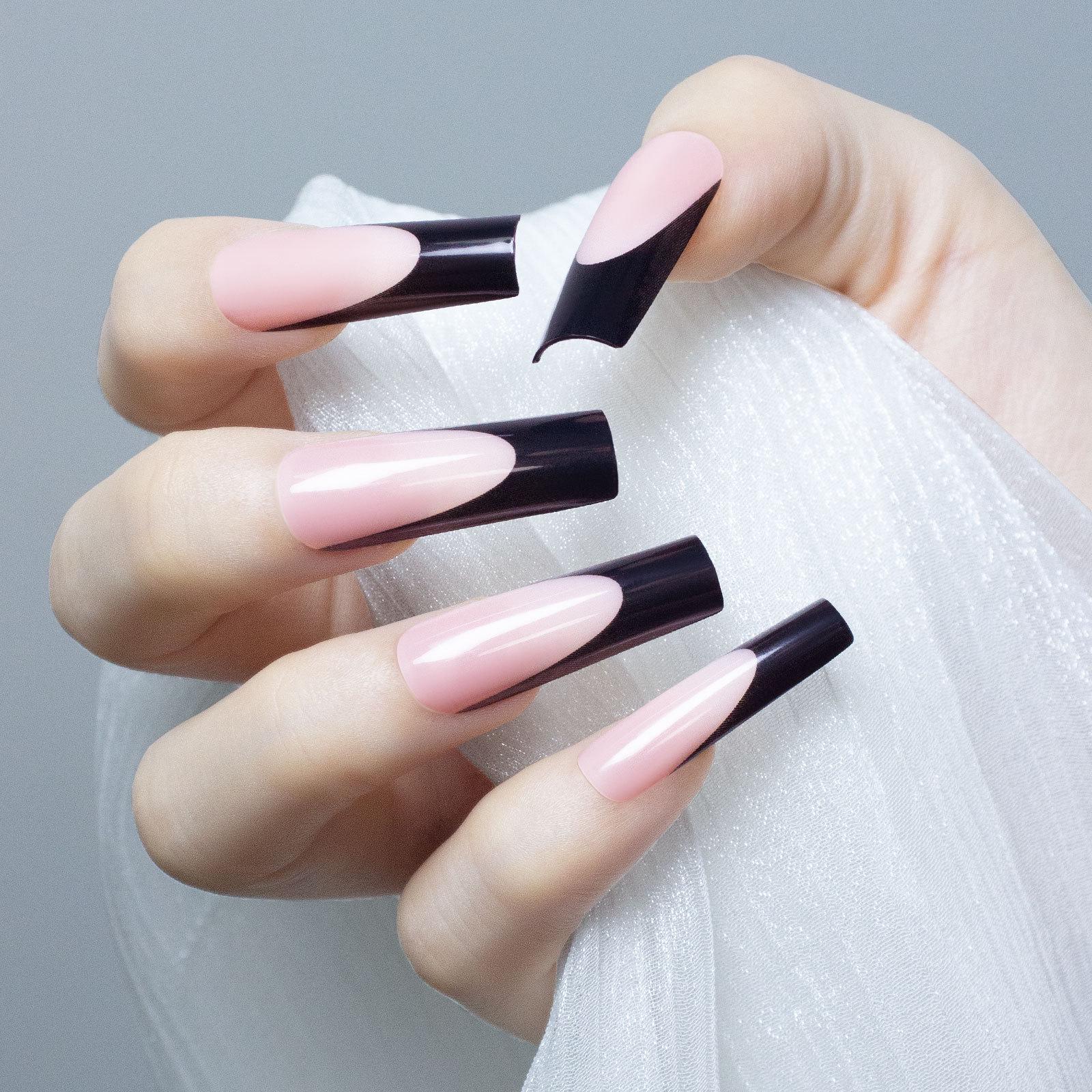 

Set of 24 Extra Long Wearable Black & Pink Minimalist European & American-Style Fake Nails with Removable Nail Art Patches.