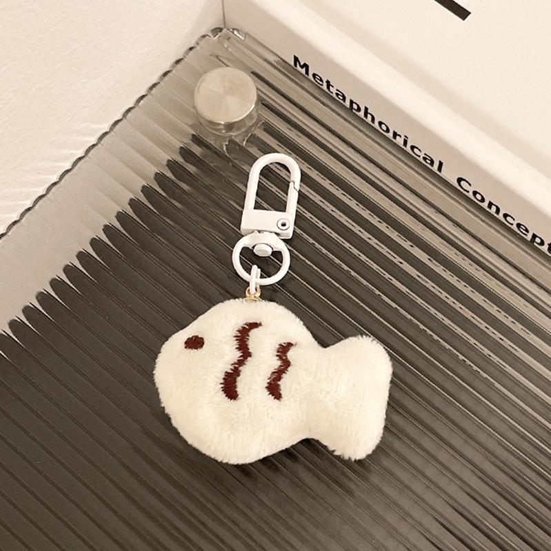 1/2pcs Cartoon Funny Cat Fish Keychains Couple Cute Kawaii Plush Toy Creative Little Kitten Doll Key Rings Bag Hanger Decoration