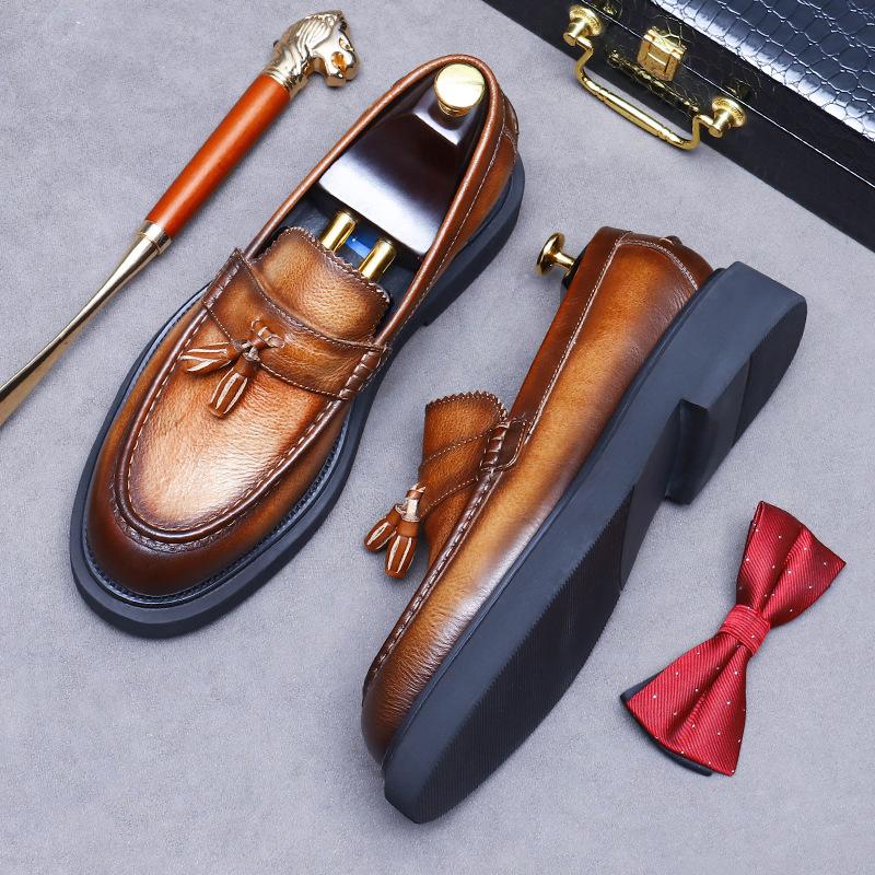 Brand Design Men Genuine Leather Shoes Moccasins Men's Tassel Loafers Vintage Slip-on Casual Men Social Dress Shoes