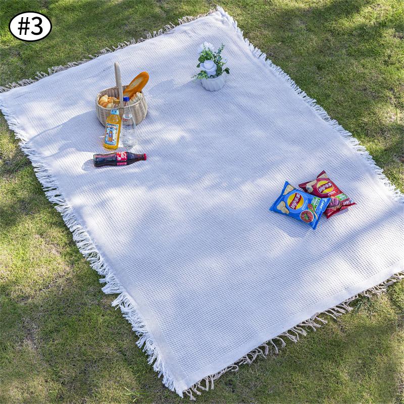 Knitting Picnic Throw Blanket White Picnic Mat Sofa Blankets with Tassel Tent Floor Mat Outdoor Camping Blanket Beach Home Decor