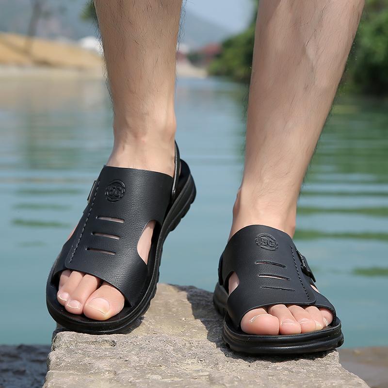 Fashion New Arrival Mens Casual Leather Beach Sandals Man Two Ways To Wear Slippers and Sandals Outdoor Half Flats Comfortable Sandals